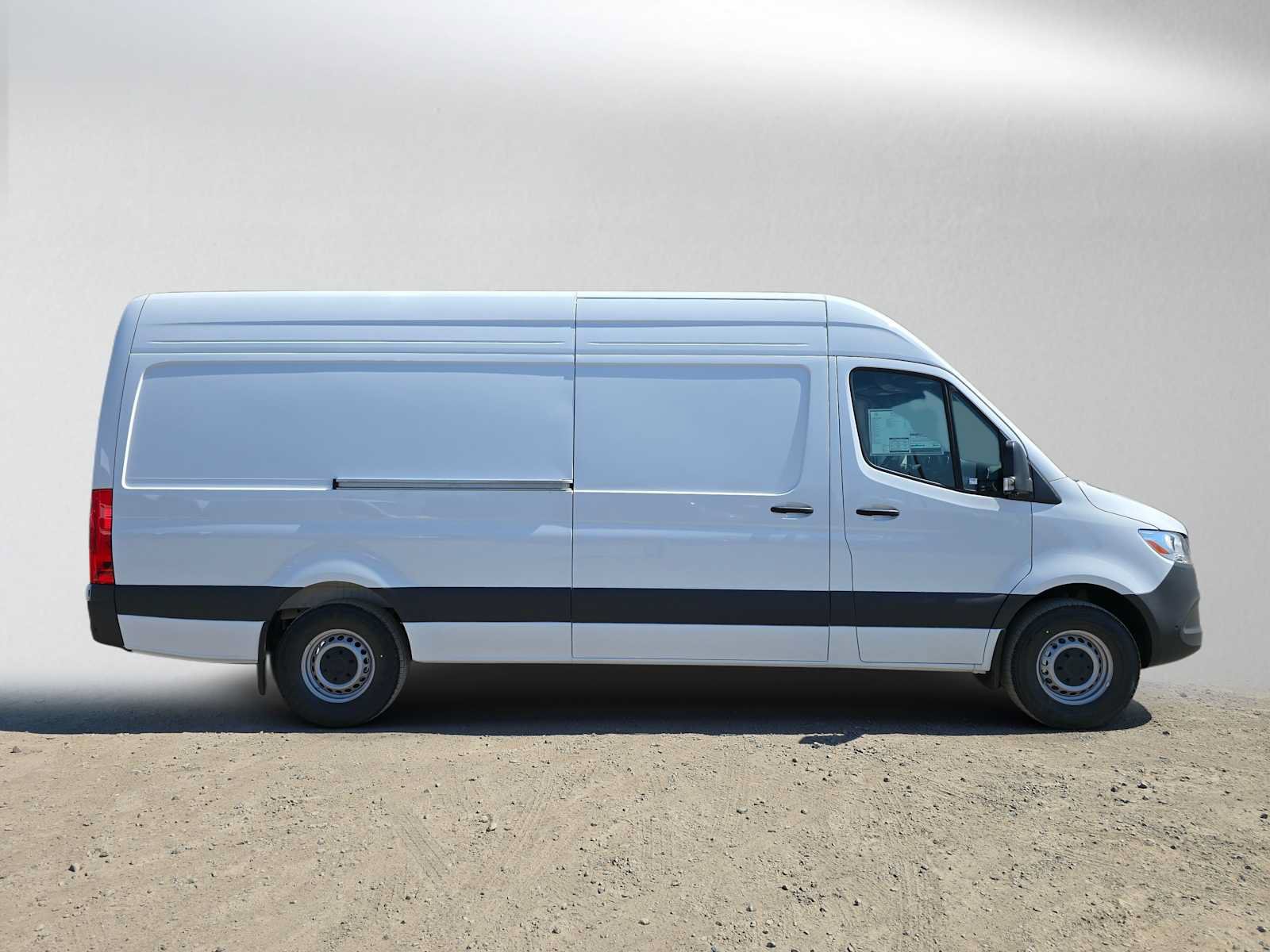 New 2026 Mercedes-Benz Sprinter 2500 image 2