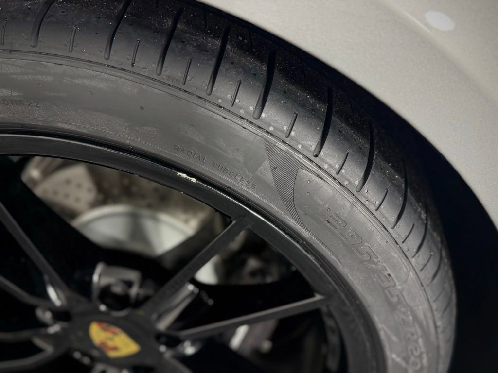 Certified 2023 Porsche 911 Carrera image 16