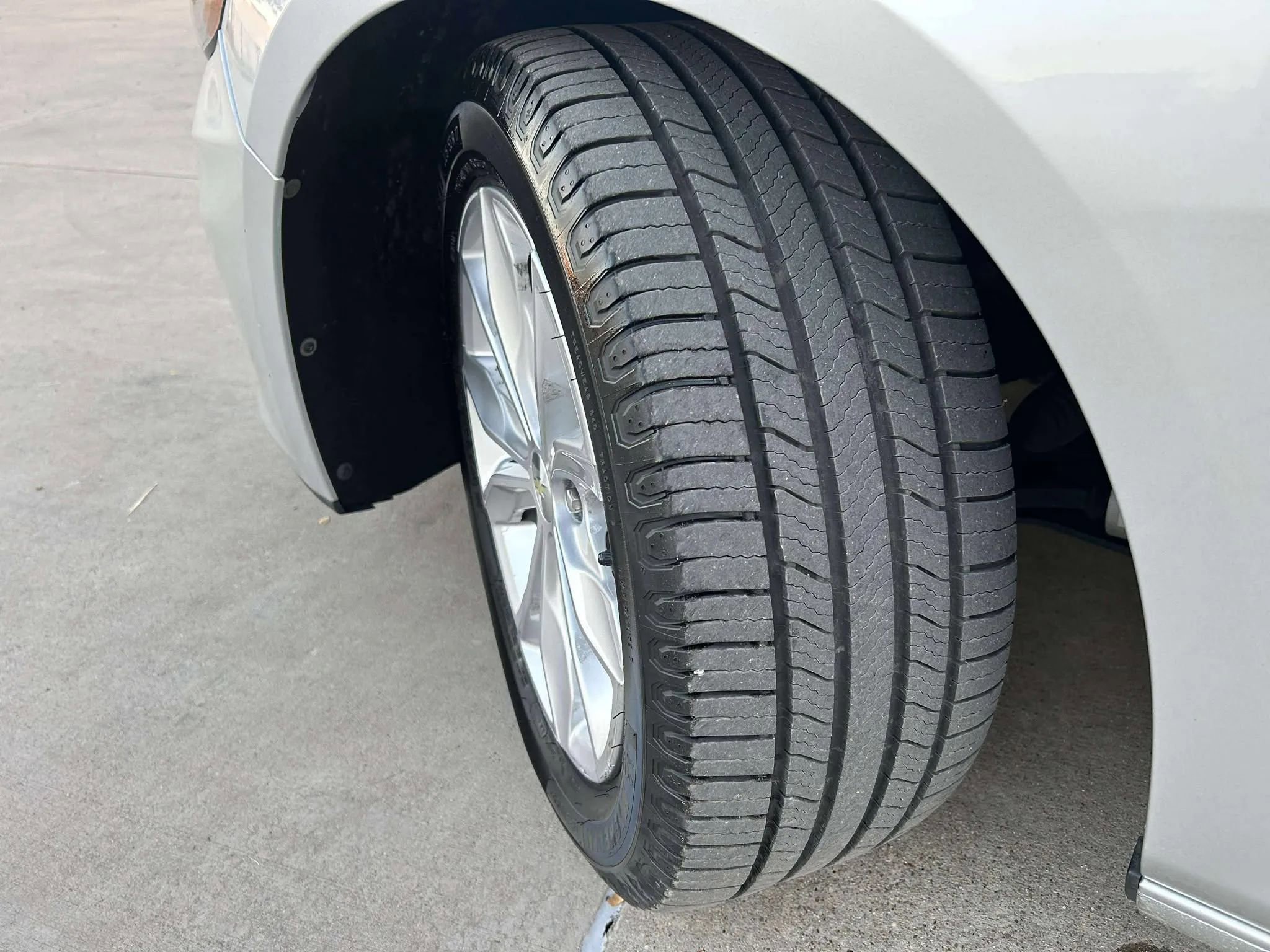 Used 2019 Chevrolet Malibu LT image 28