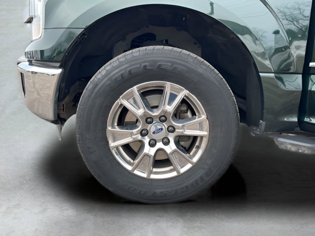 Used 2016 Ford F150 XLT w/ Equipment Group 302A Luxury image 32