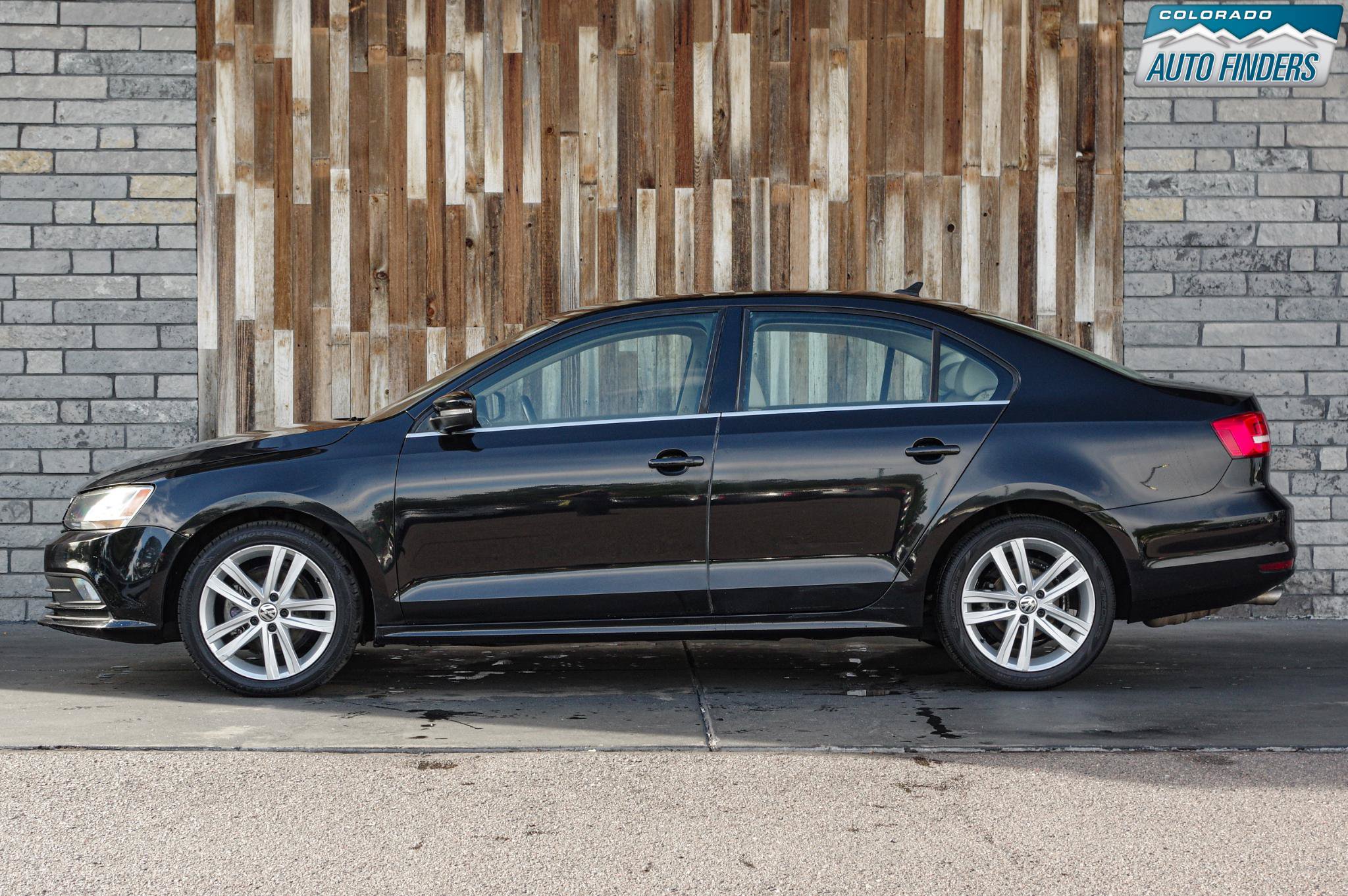 Used 2015 Volkswagen Jetta TDI SEL FWD image 3
