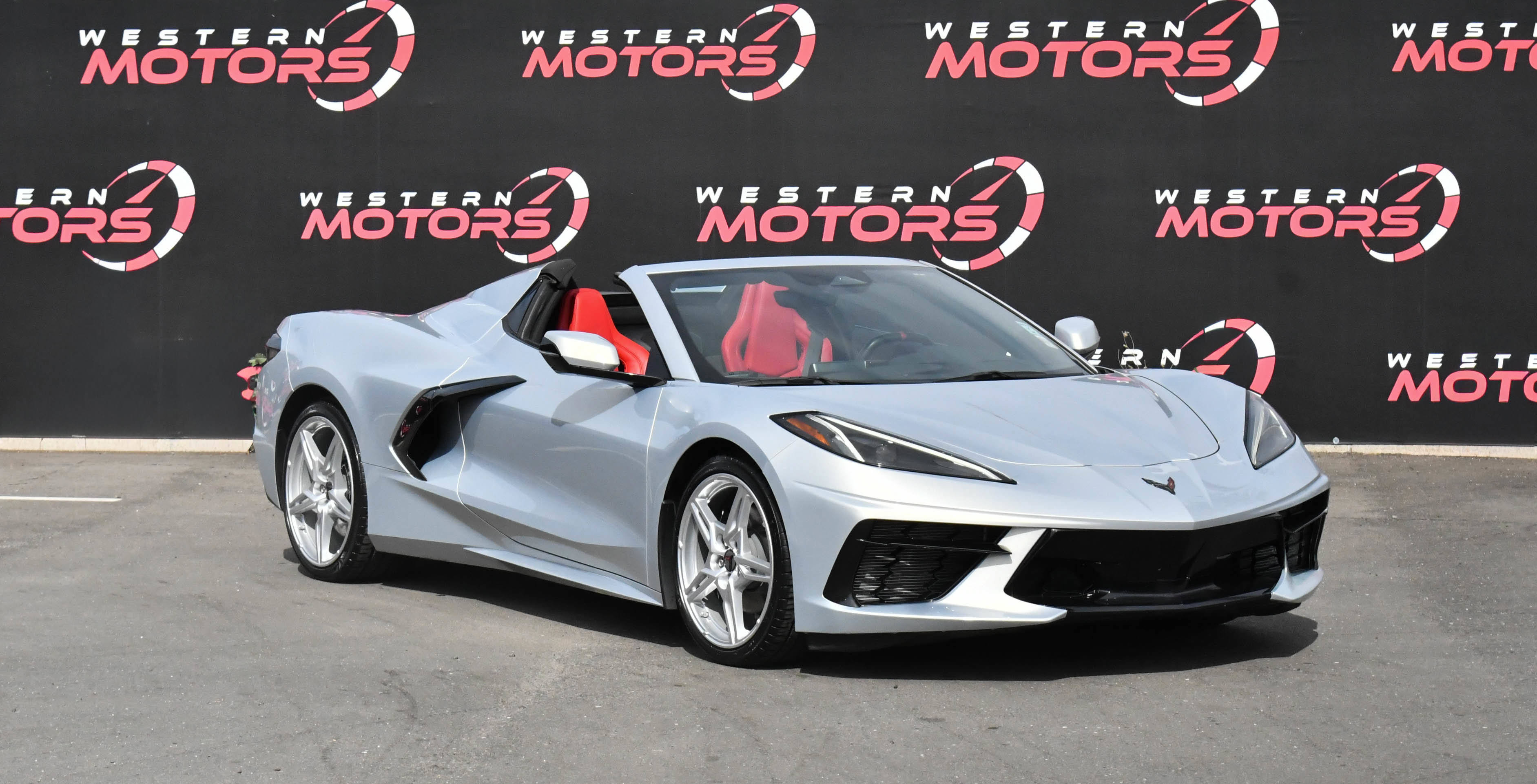 Used 2024 Chevrolet Corvette Stingray Convertible w/ 1LT image 11