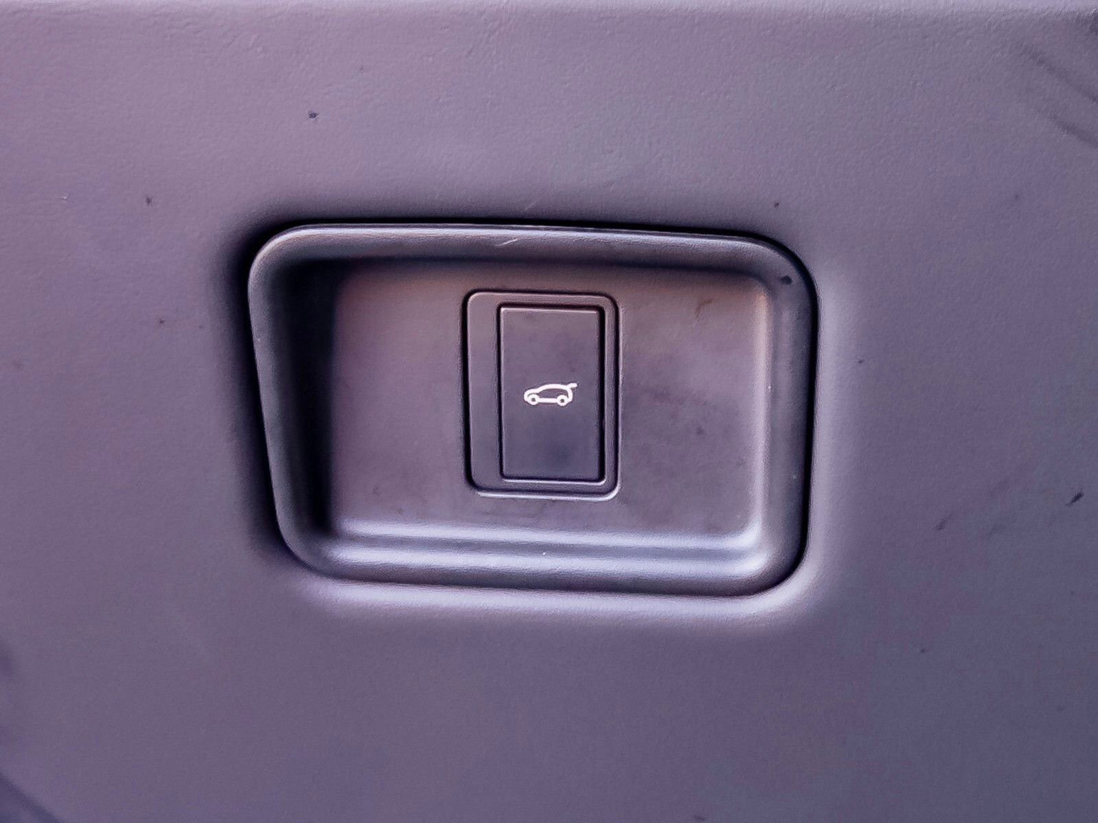 Used 2024 Land Rover Range Rover Sport Dynamic SE image 11