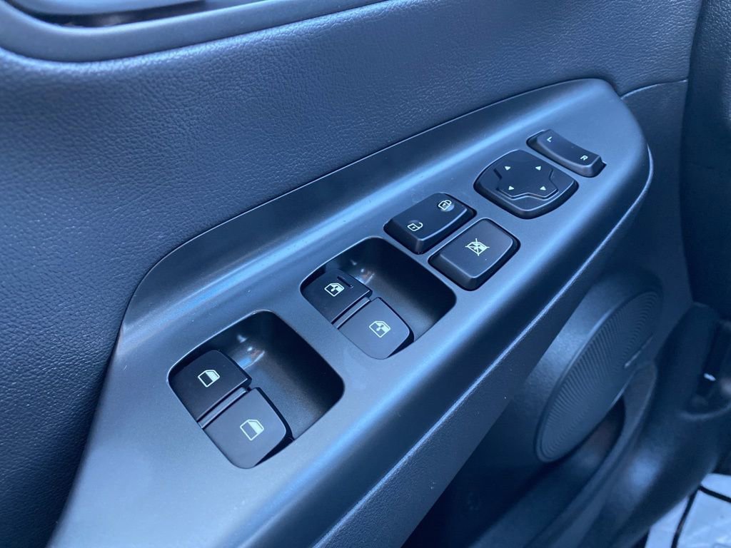 Certified 2022 Hyundai Kona Limited image 22