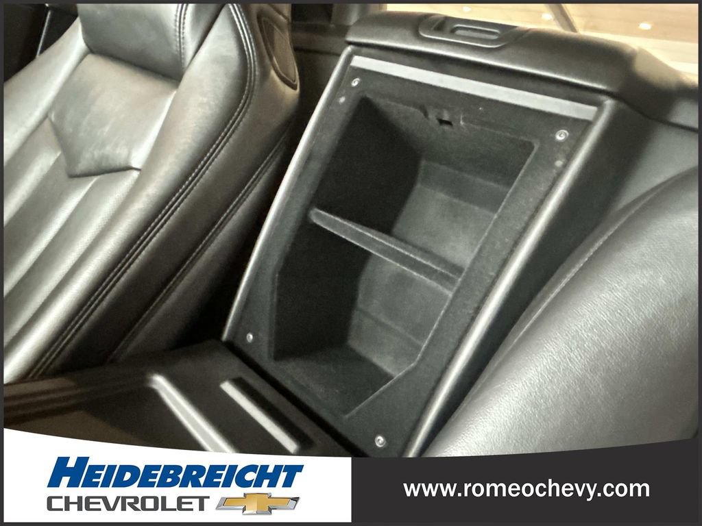 Used 2007 Cadillac XLR RWD image 27