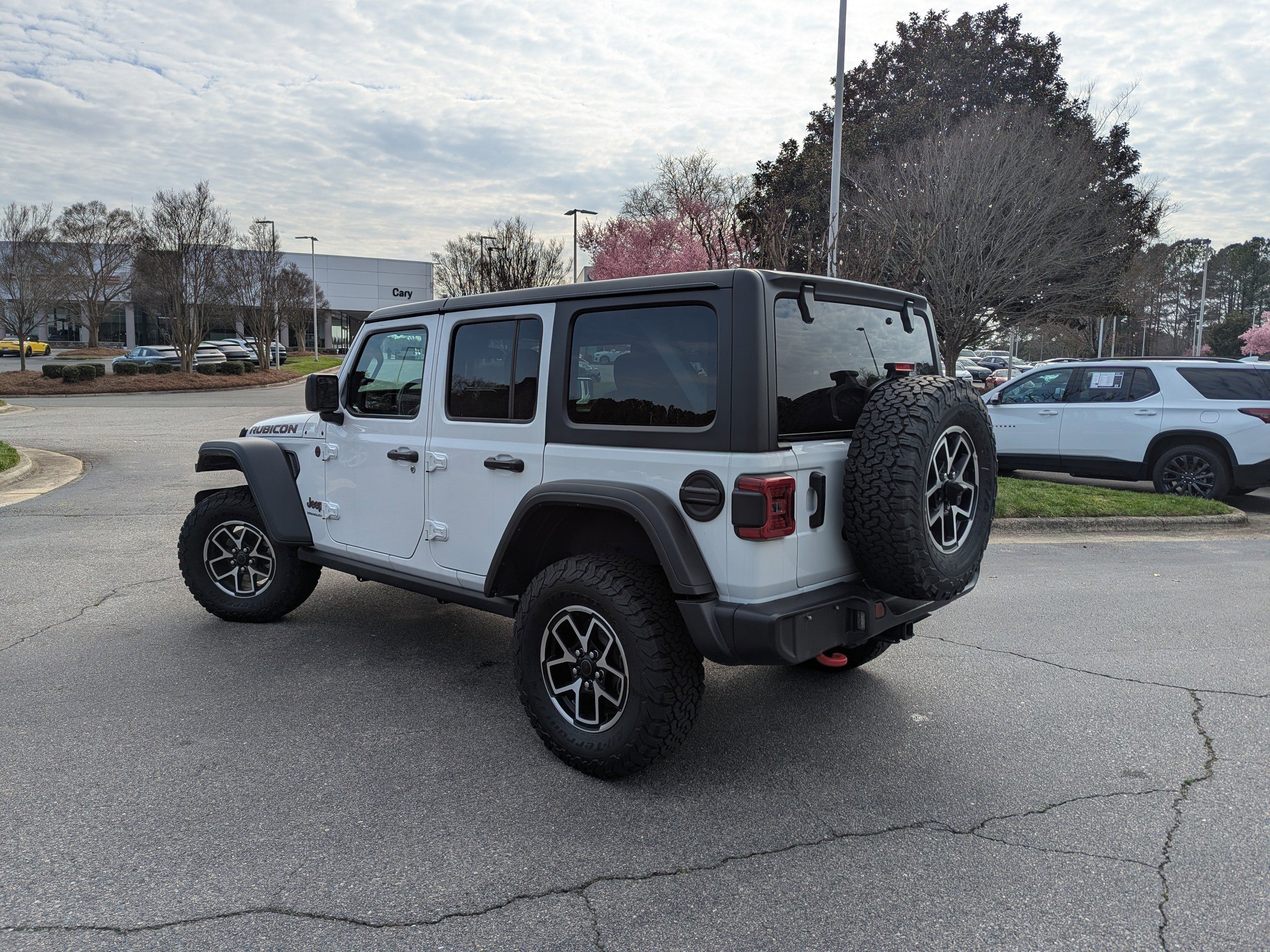 Used 2025 Jeep Wrangler Rubicon image 7