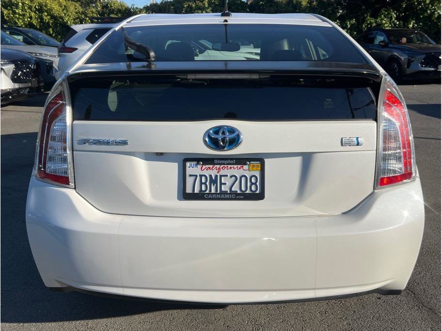 Used 2013 Toyota Prius Four FWD image 4