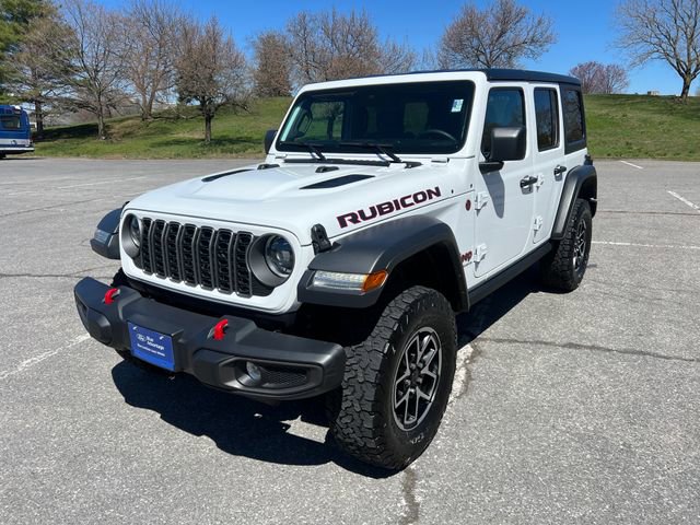 Used 2025 Jeep Wrangler Unlimited Rubicon AWD/4WD image 5