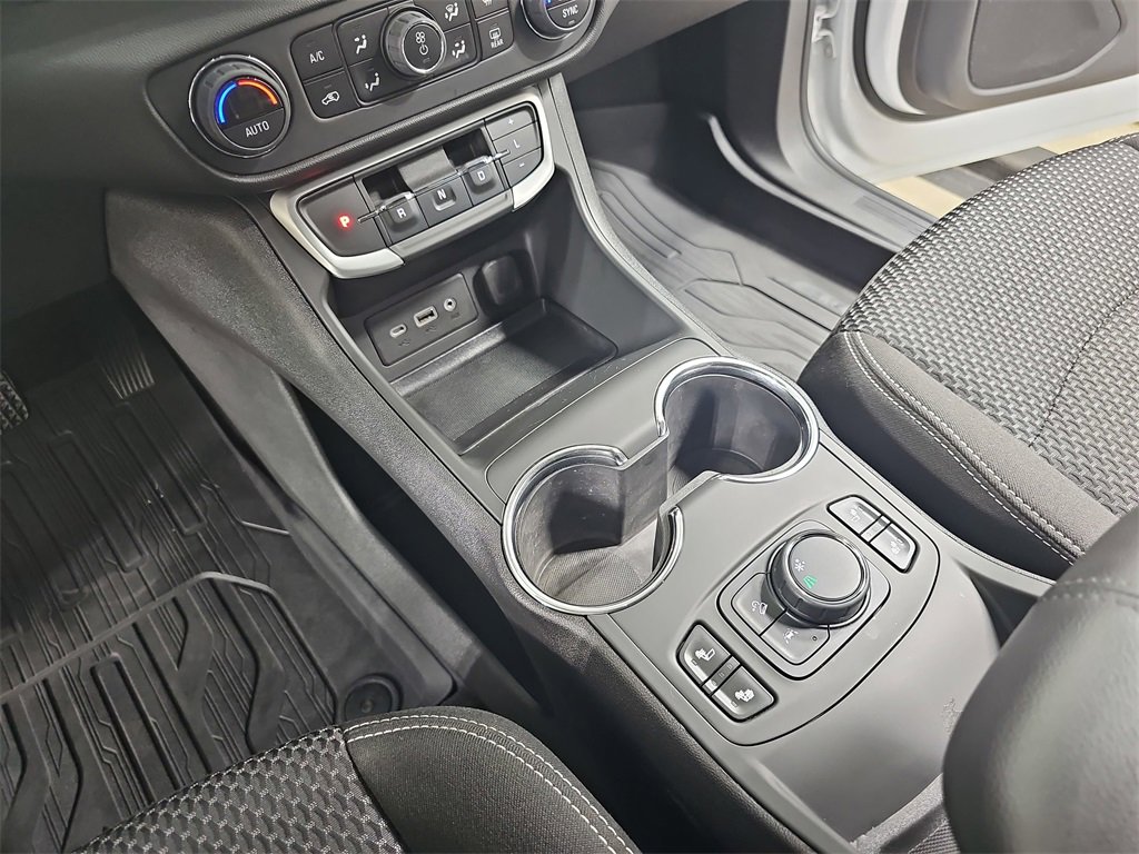 Certified 2023 GMC Terrain SLE w/ Driver Convenience Package image 30