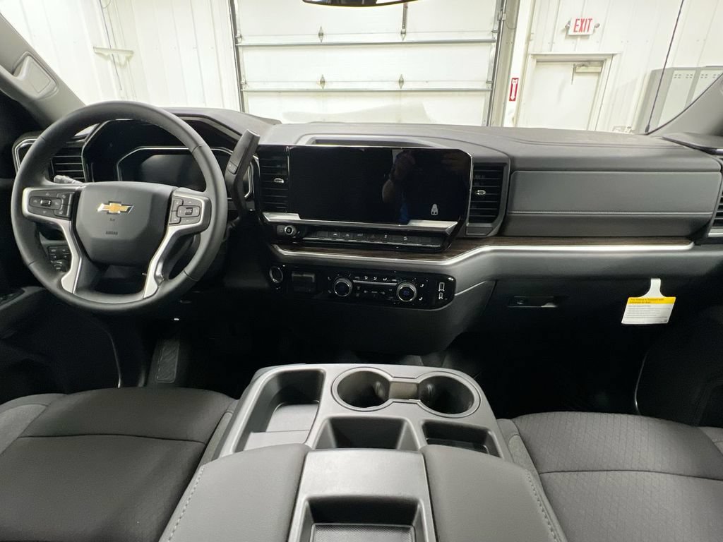 New 2026 Chevrolet Silverado 1500 LT AWD/4WD image 10