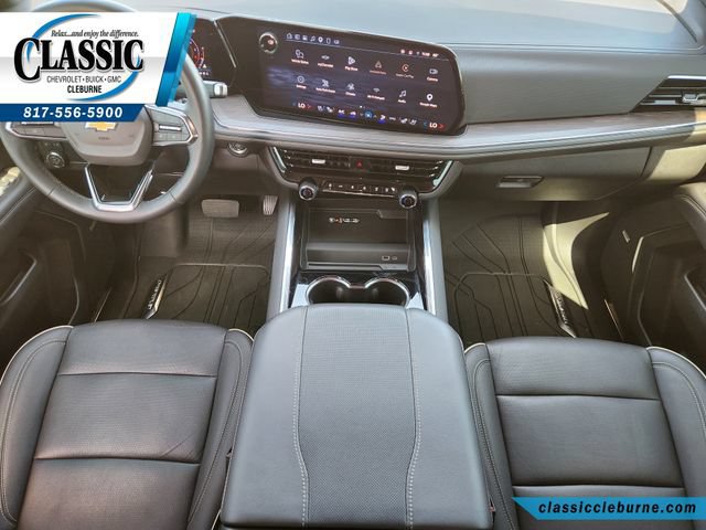 Used 2025 Chevrolet Tahoe Premier AWD/4WD image 2