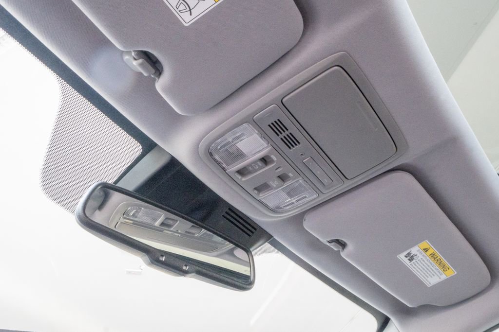 Used 2021 Honda CR-V Touring image 14