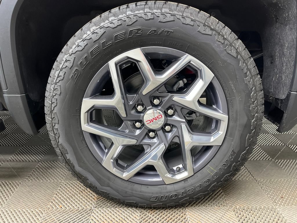 New 2026 GMC Sierra 1500 SLT w/ SLT Premium Plus Package AWD/4WD image 4