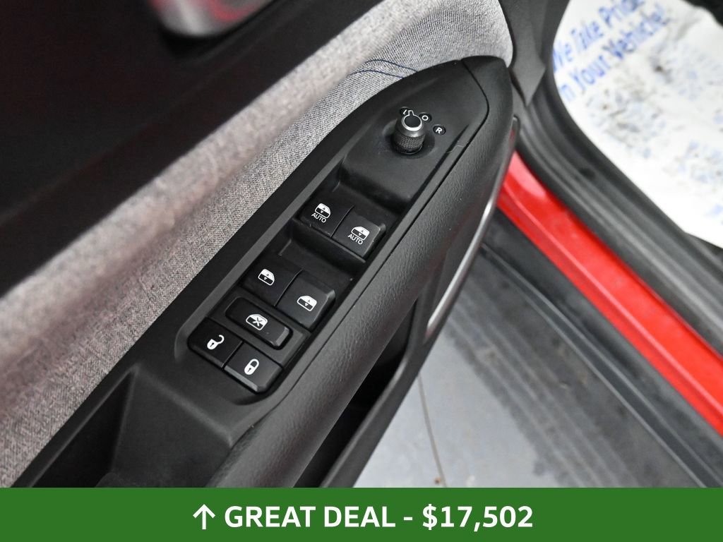 Used 2023 Jeep Compass Sport image 30