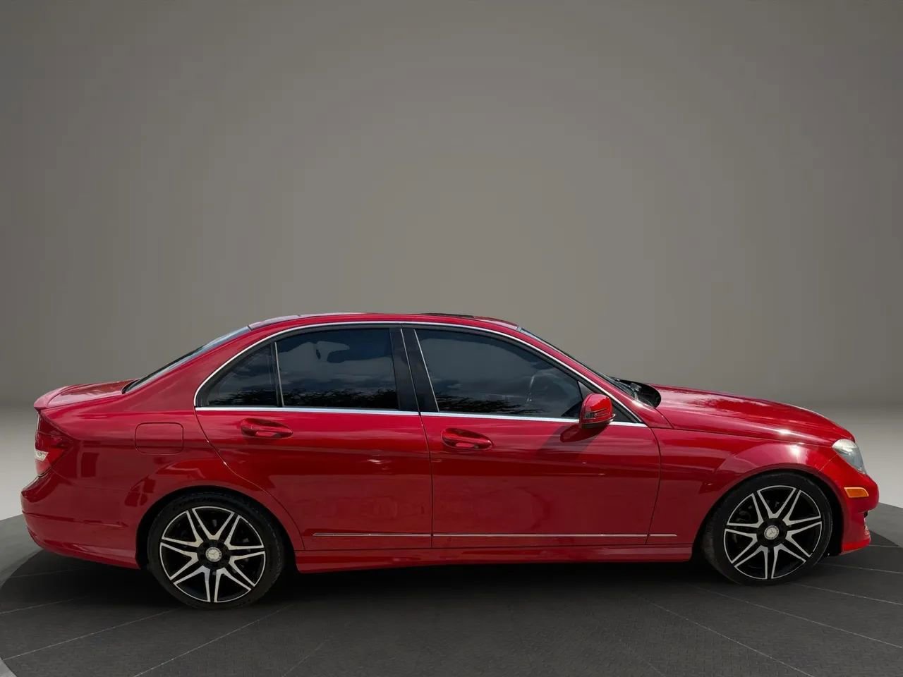 Used 2014 Mercedes-Benz C 250 Sedan image 6