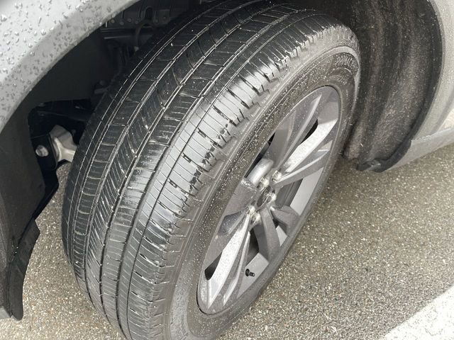 Used 2023 Ford Explorer XLT w/ Equipment Group 202A image 11