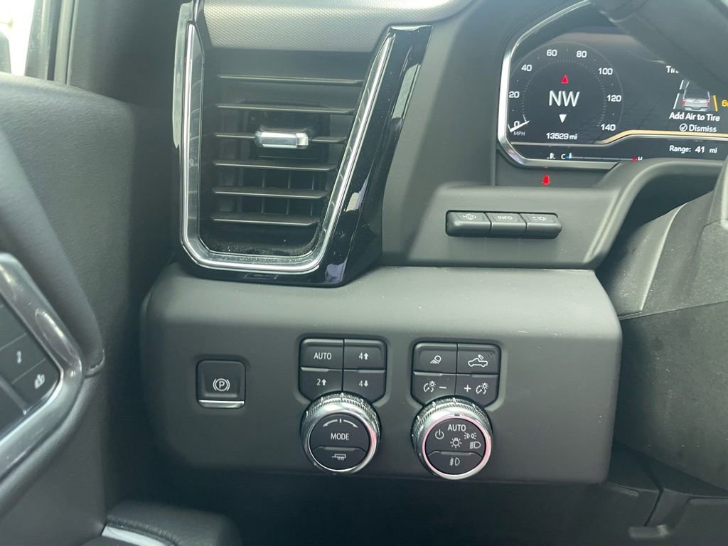 Used 2025 GMC Sierra 2500 Denali w/ Denali Reserve Package image 15