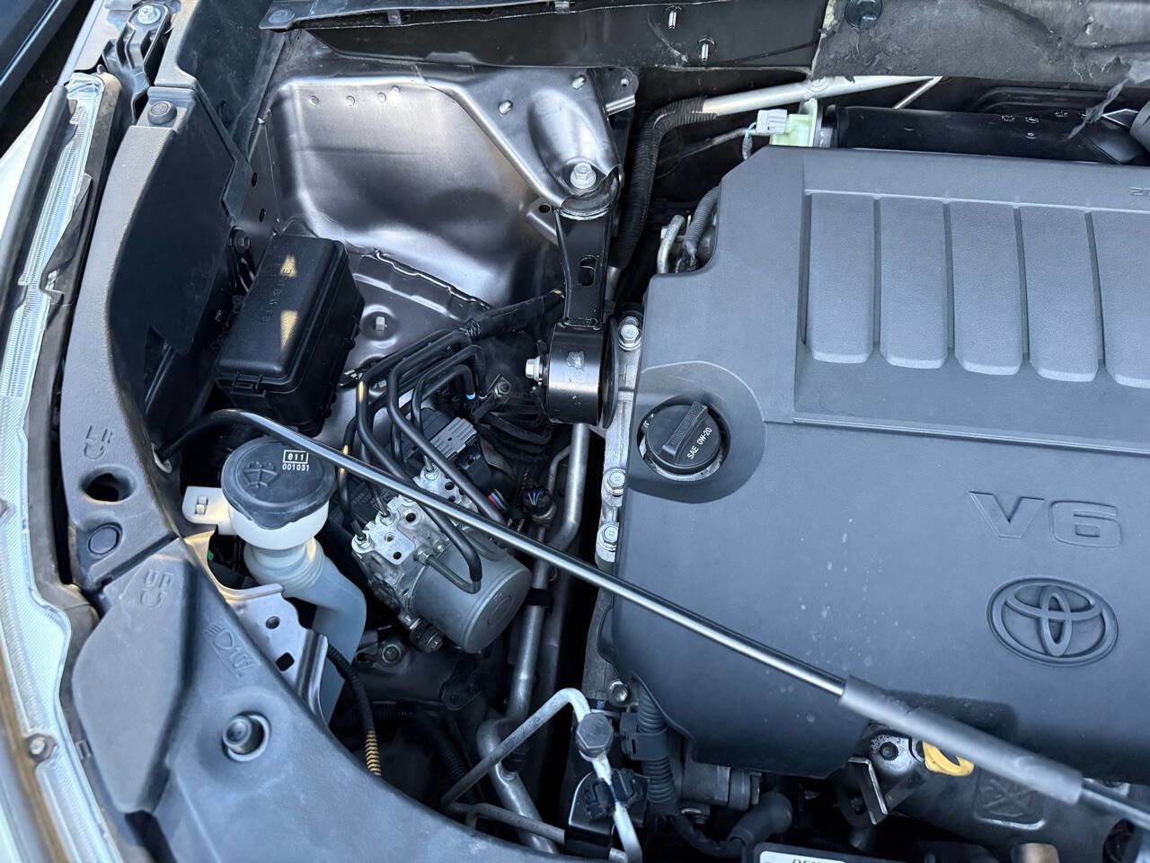 Used 2014 Toyota Highlander XLE AWD/4WD image 44