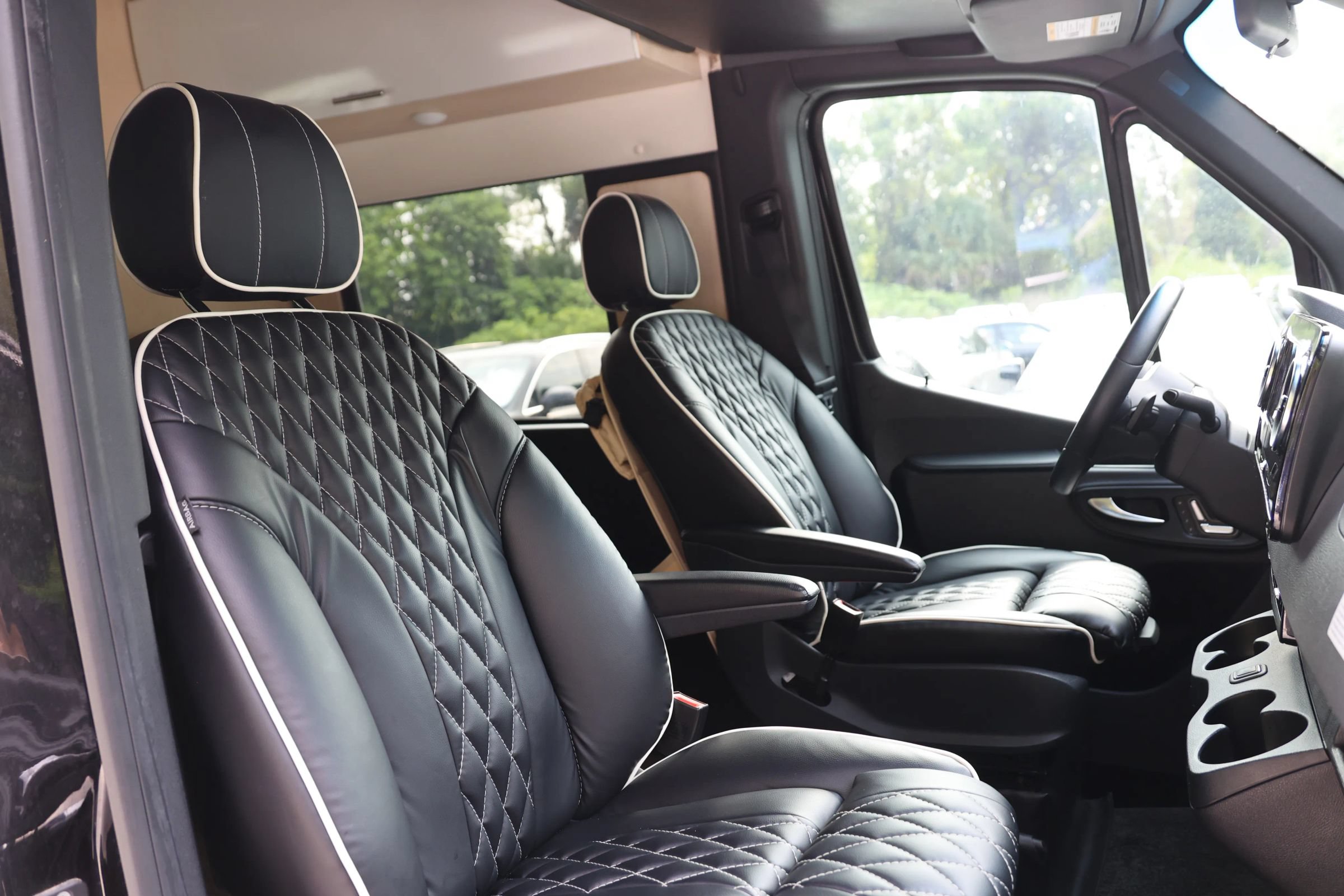 Used 2021 Mercedes-Benz Sprinter 3500 image 89