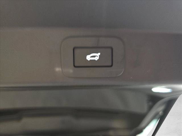 New 2026 Land Rover Range Rover Sport SE AWD/4WD image 13