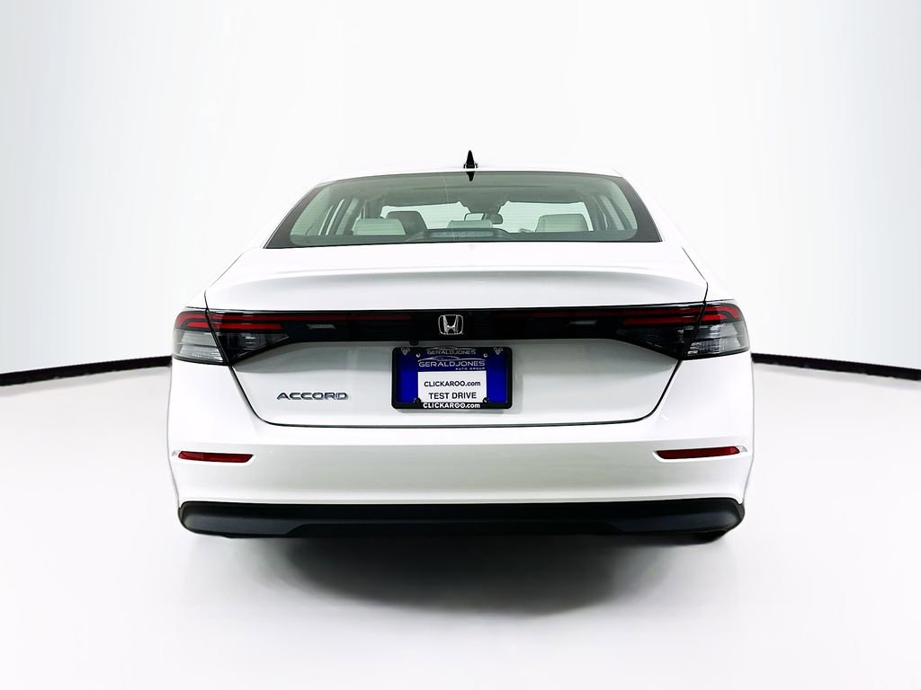 Certified 2025 Honda Accord SE image 15