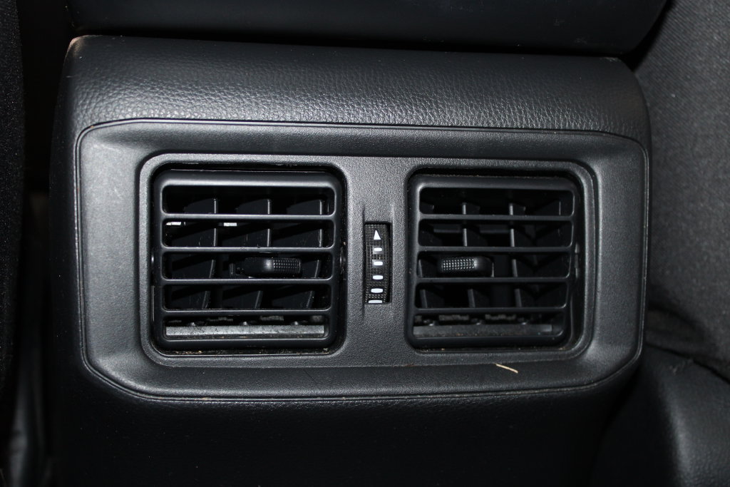 Used 2023 Toyota RAV4 XLE FWD image 54