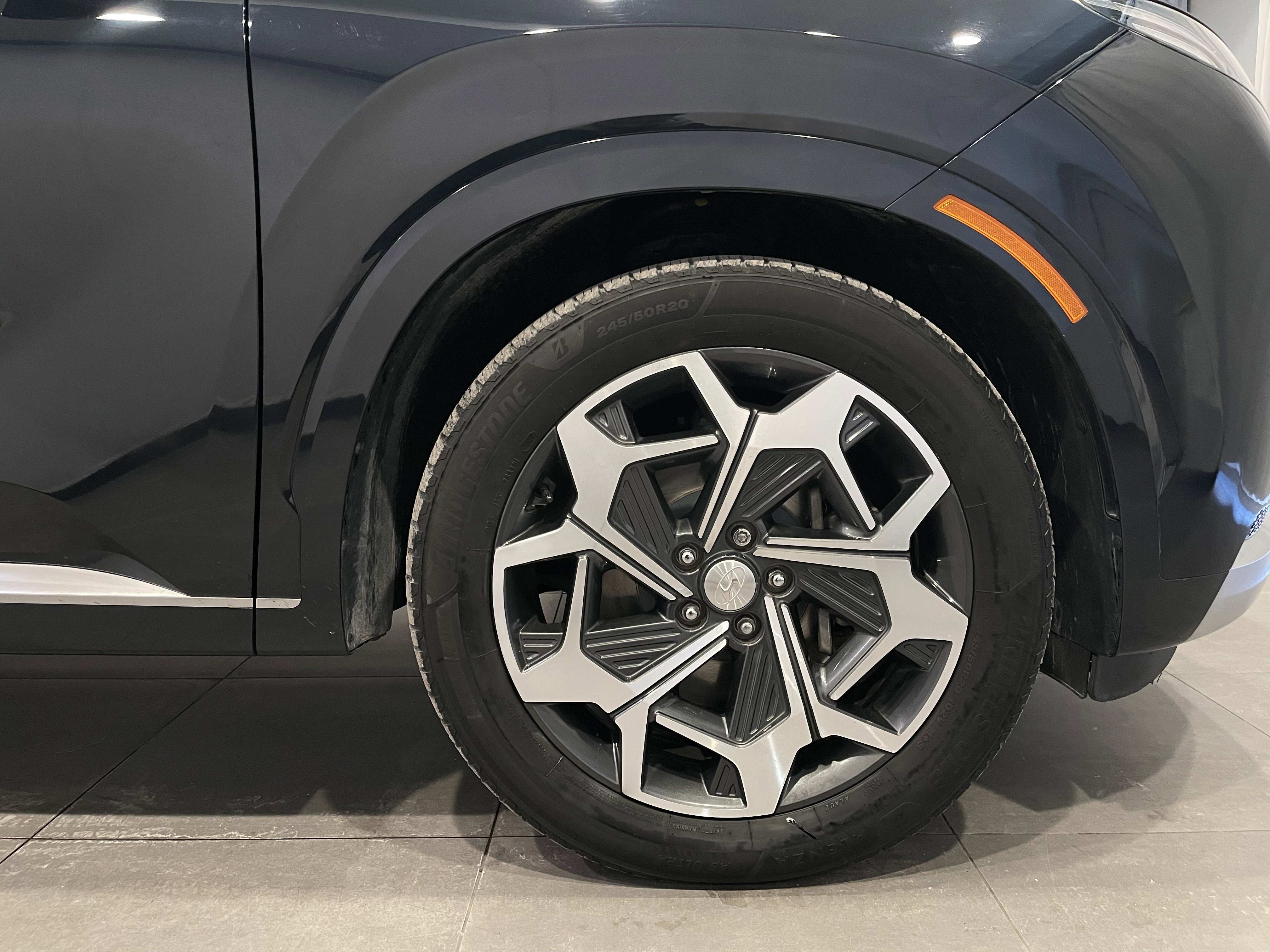 Used 2021 Hyundai Palisade Calligraphy w/ Cargo Package image 11