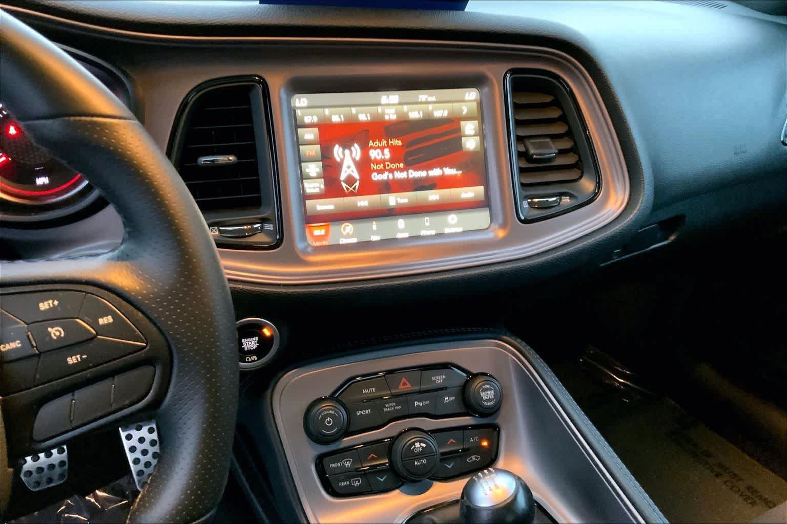 Used 2023 Dodge Challenger R/T RWD image 6