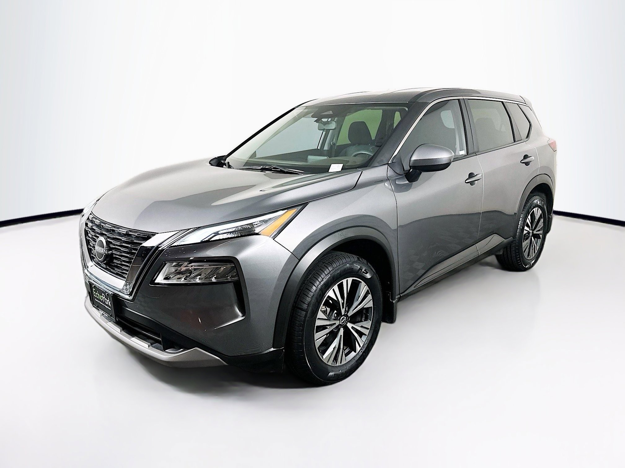 Used 2023 Nissan Rogue SV FWD image 3