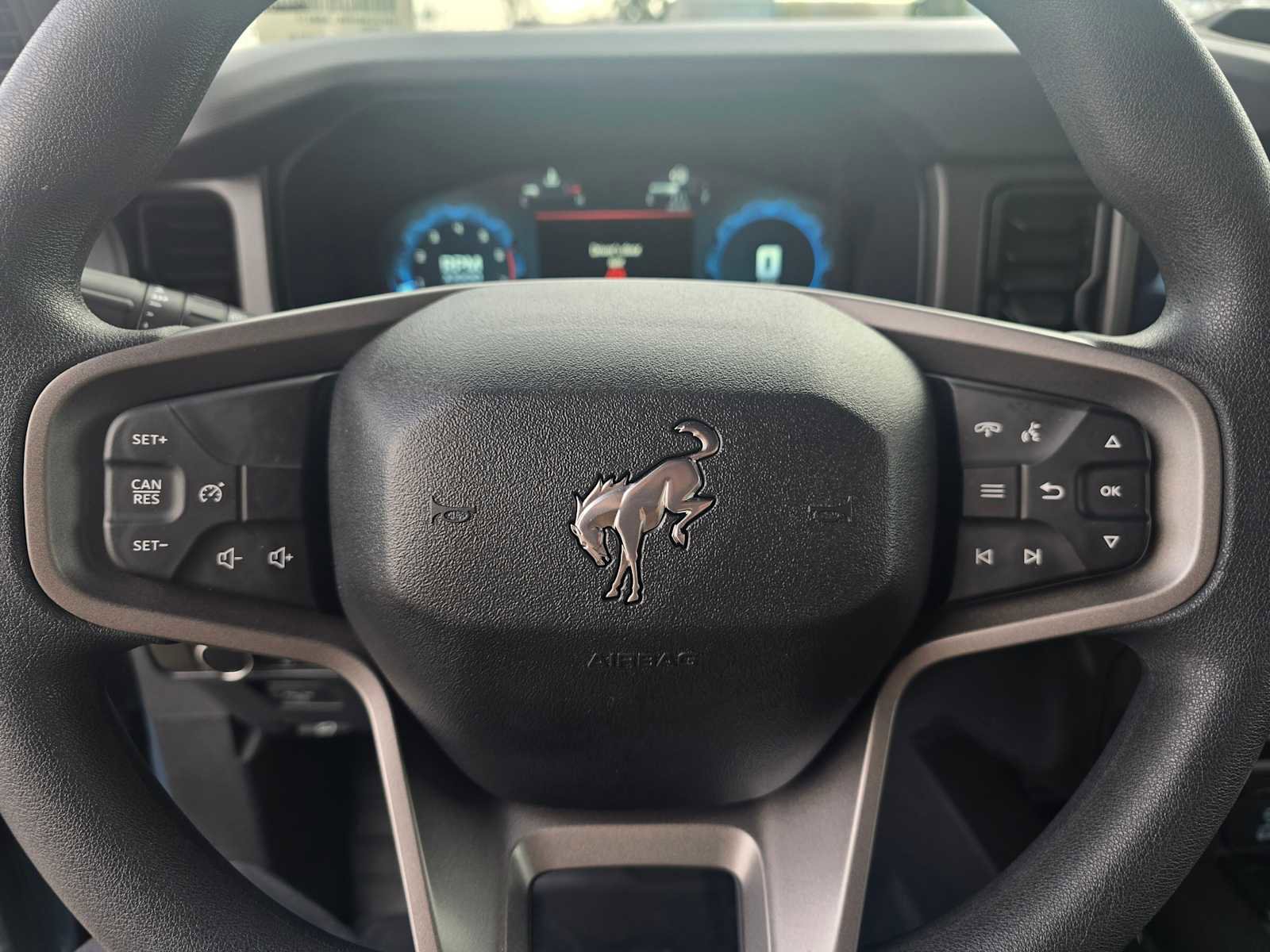 Used 2025 Ford Bronco Base image 24