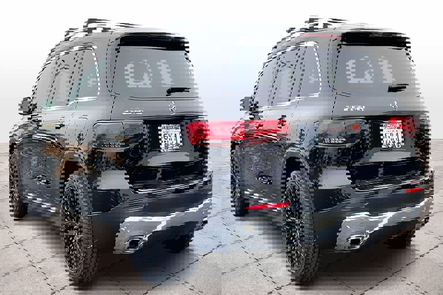 Used 2023 Mercedes-Benz GLB 250 image 13