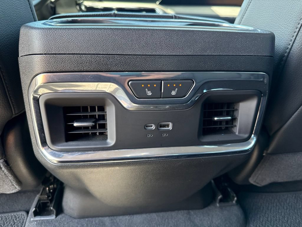 Used 2025 GMC Sierra 3500 Denali w/ Denali Reserve Package AWD/4WD image 57
