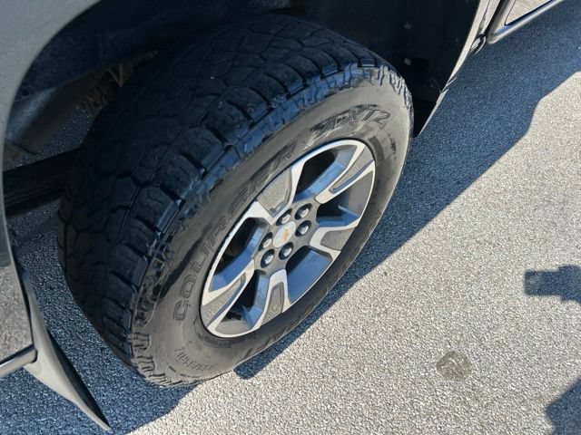 Used 2017 Chevrolet Colorado Z71 AWD/4WD image 19