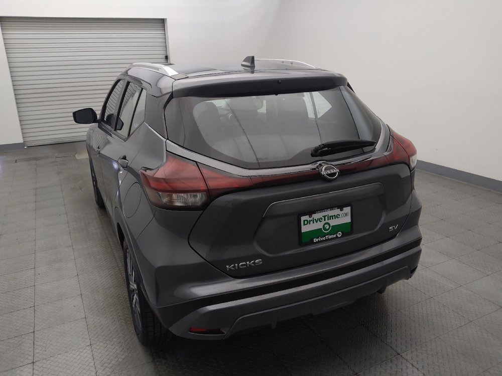 Used 2022 Nissan Kicks SV FWD image 6