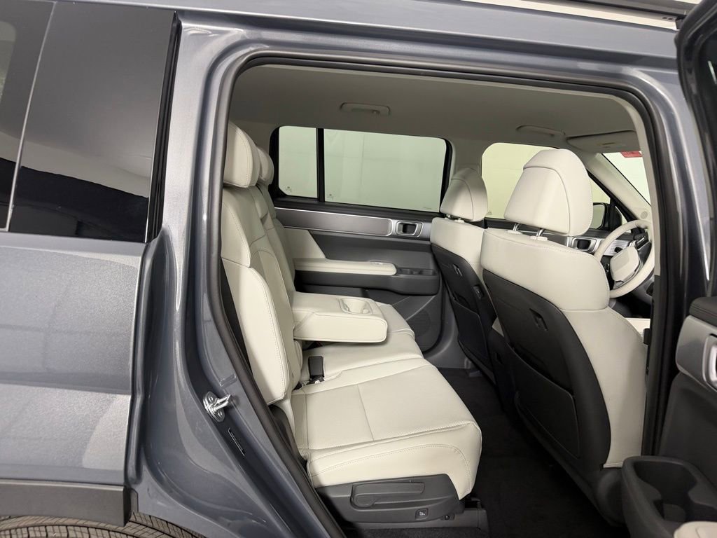 Used 2026 Hyundai Santa Fe SEL image 27