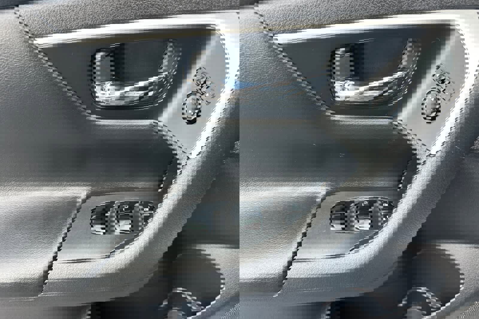 Used 2016 Nissan Altima 2.5 S w/ Power Driver Seat Package image 11