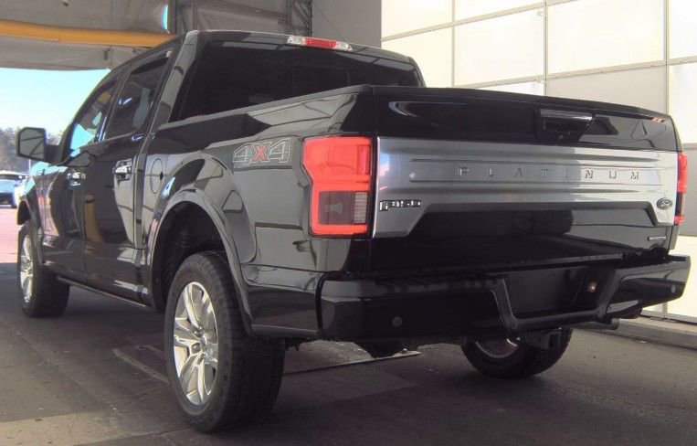 Used 2018 Ford F150 Platinum w/ Equipment Group 701A Luxury AWD/4WD image 4