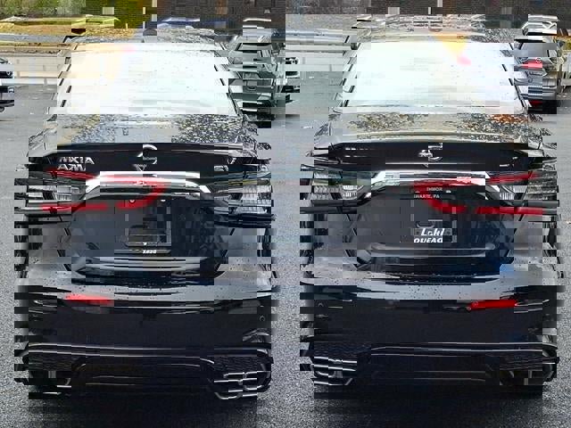 Used 2022 Nissan Maxima SV w/ Floor Mat Group image 5