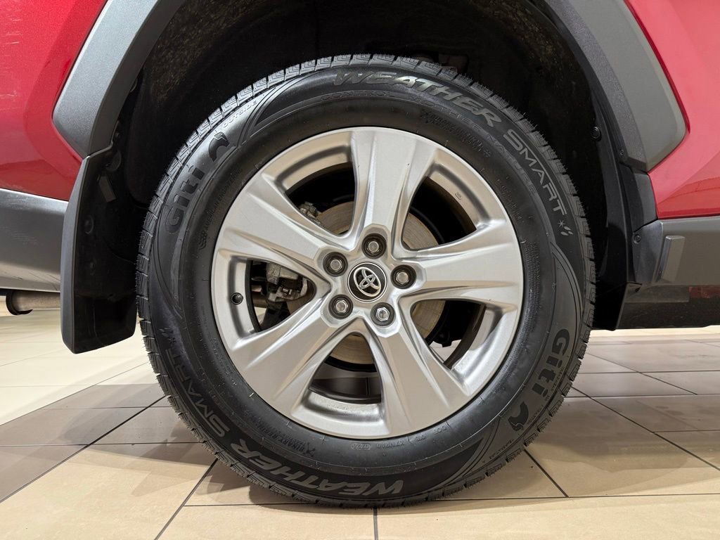 Certified 2024 Toyota RAV4 XLE w/ Convenience Package AWD/4WD image 10