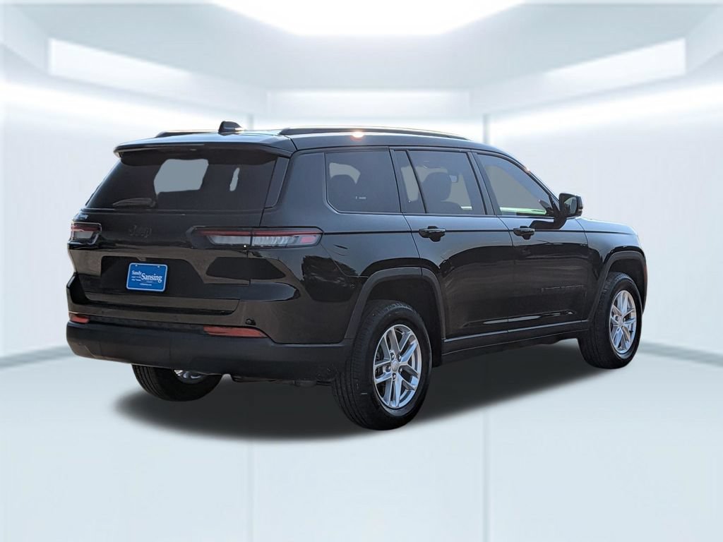 Used 2024 Jeep Grand Cherokee L Limited w/ Black Appearance Package AWD/4WD image 6