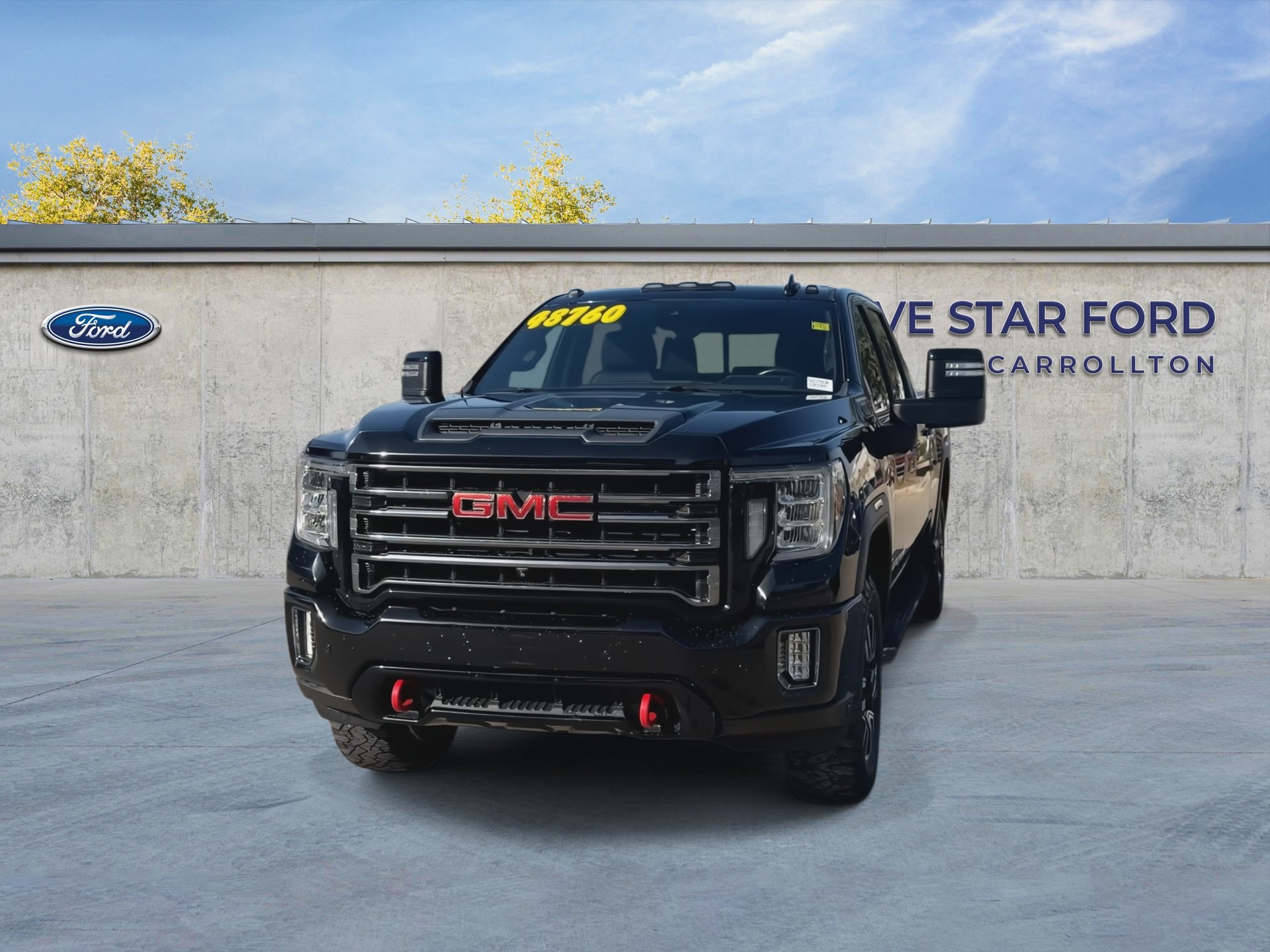 Used 2022 GMC Sierra 2500 AT4 w/ AT4 Premium Plus Package AWD/4WD image 3