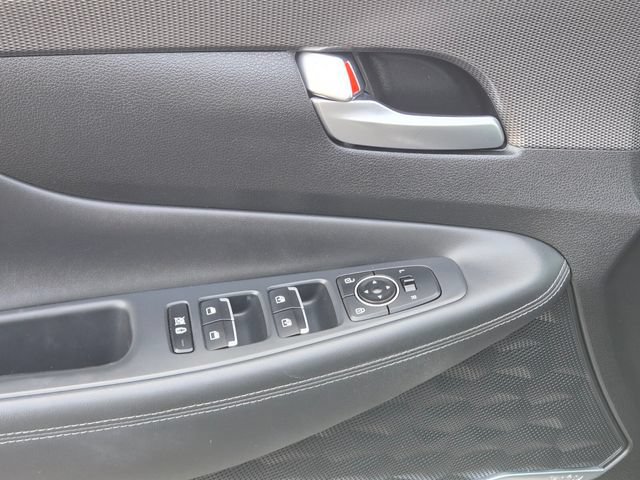 Used 2019 Hyundai Santa Fe Limited FWD image 17