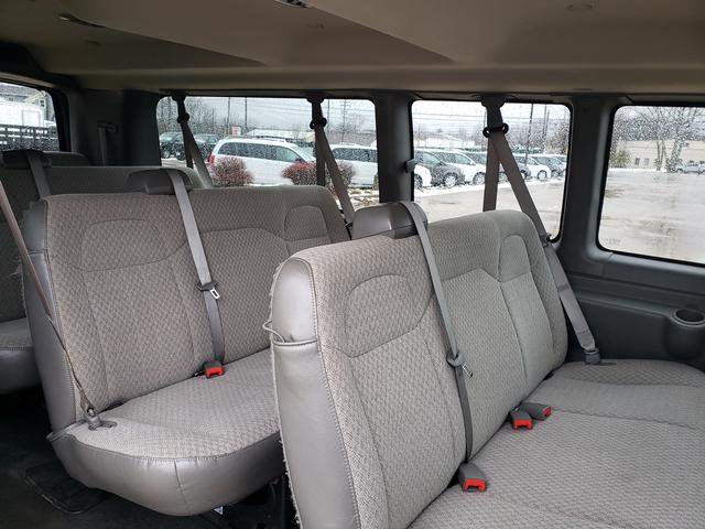 Used 2016 Chevrolet Express 3500 LT w/ LT Preferred Equipment Group RWD image 13