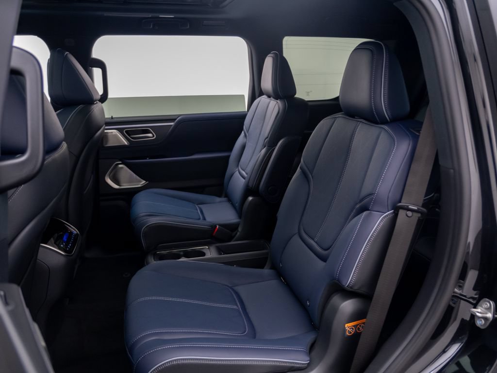 New 2027 INFINITI QX80 Sensory w/ Sport Exterior Package AWD/4WD image 17