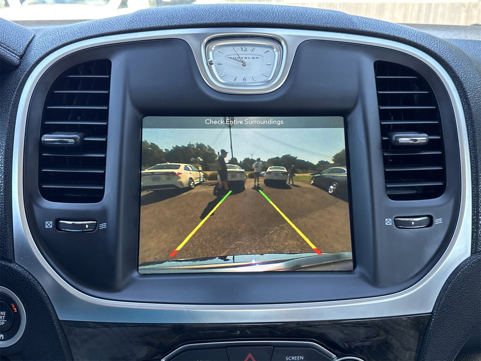 Used 2018 Chrysler 300 Limited image 22