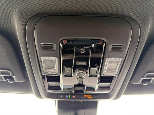 New 2026 Chevrolet Tahoe High Country w/ Sun And Tow Package image 21