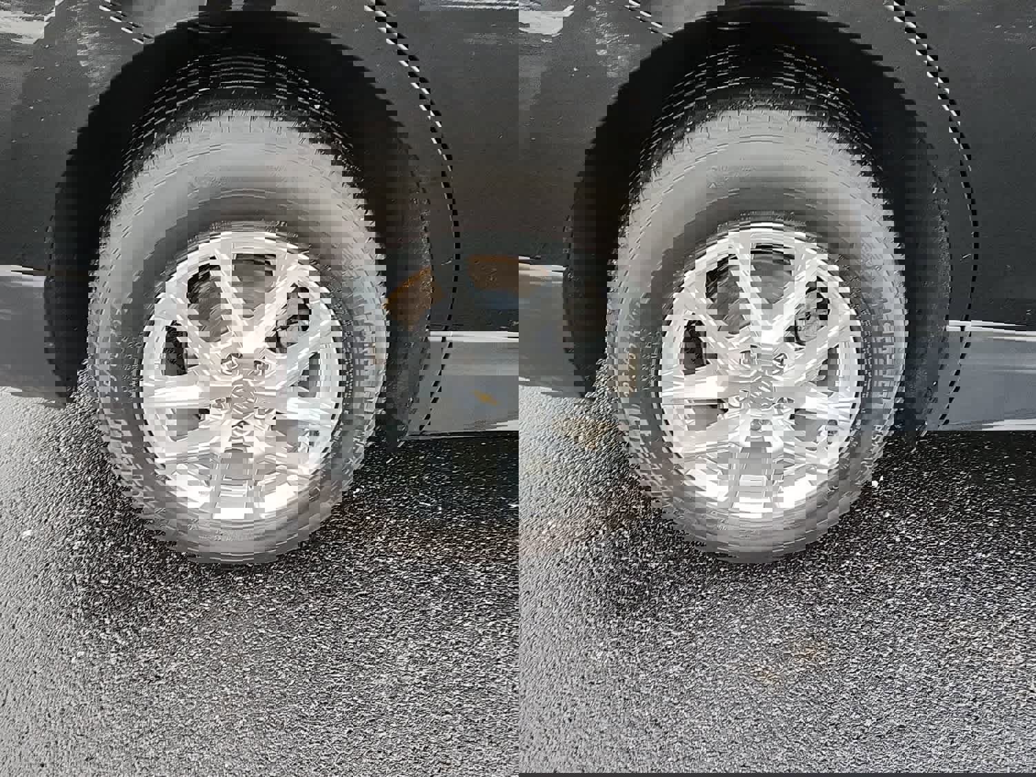 Used 2023 Chevrolet Equinox LS w/ LS Convenience Package image 10