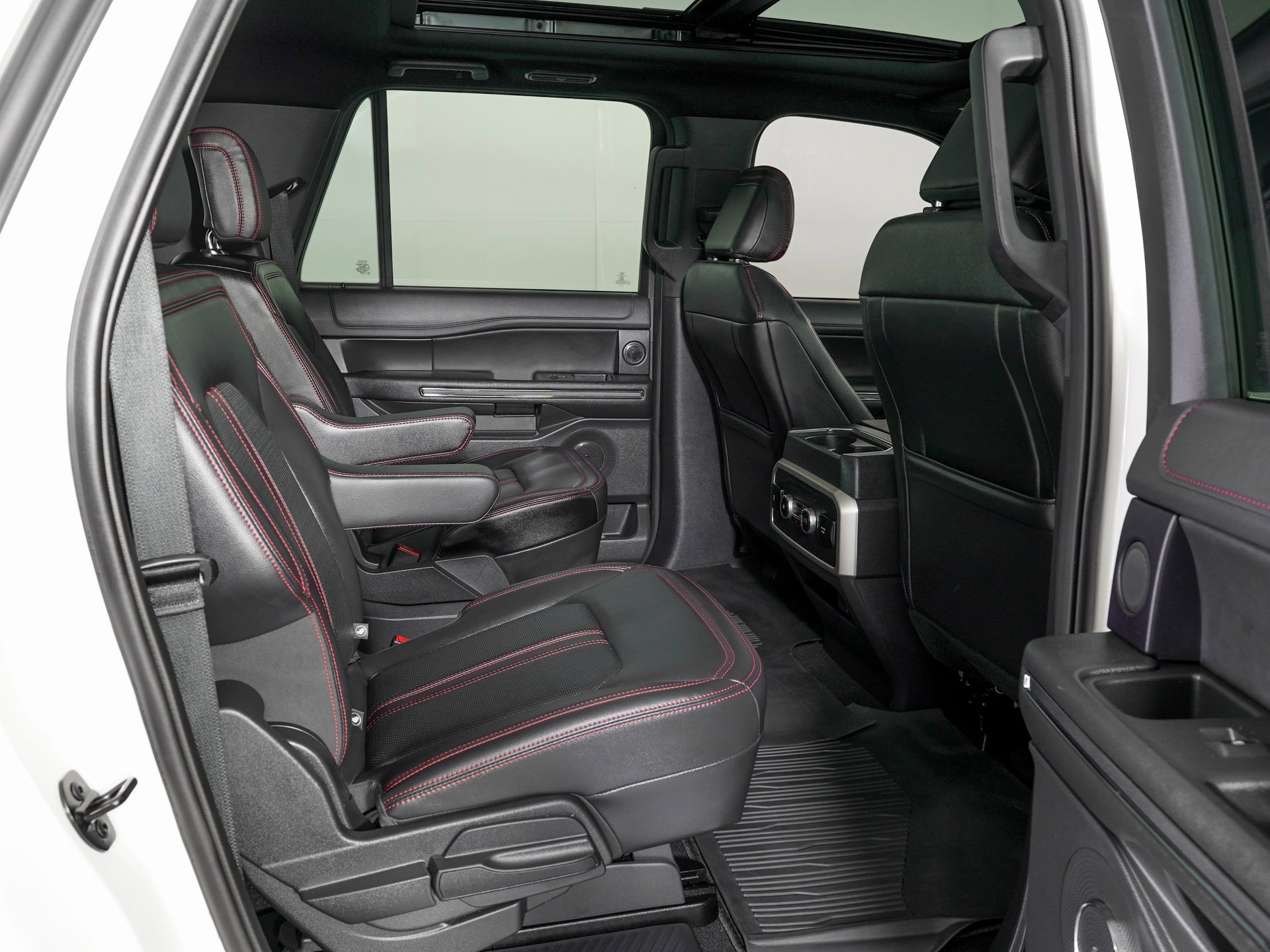 Used 2024 Ford Expedition Max Limited image 10