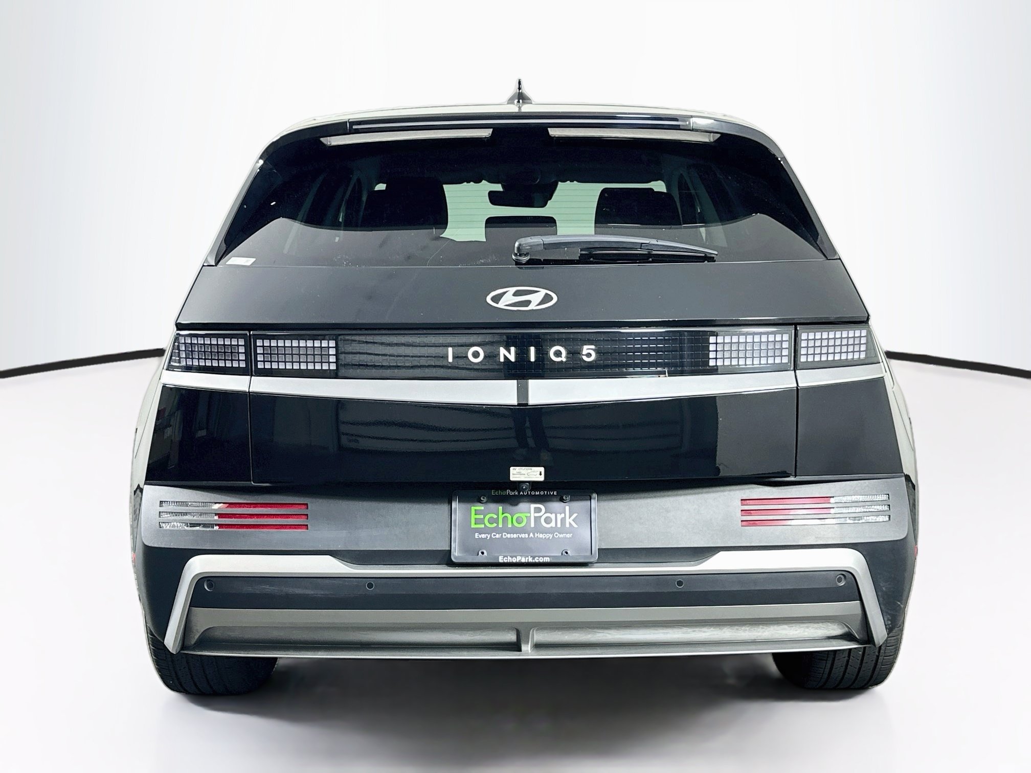 Used 2025 Hyundai Ioniq 5 SE RWD image 7