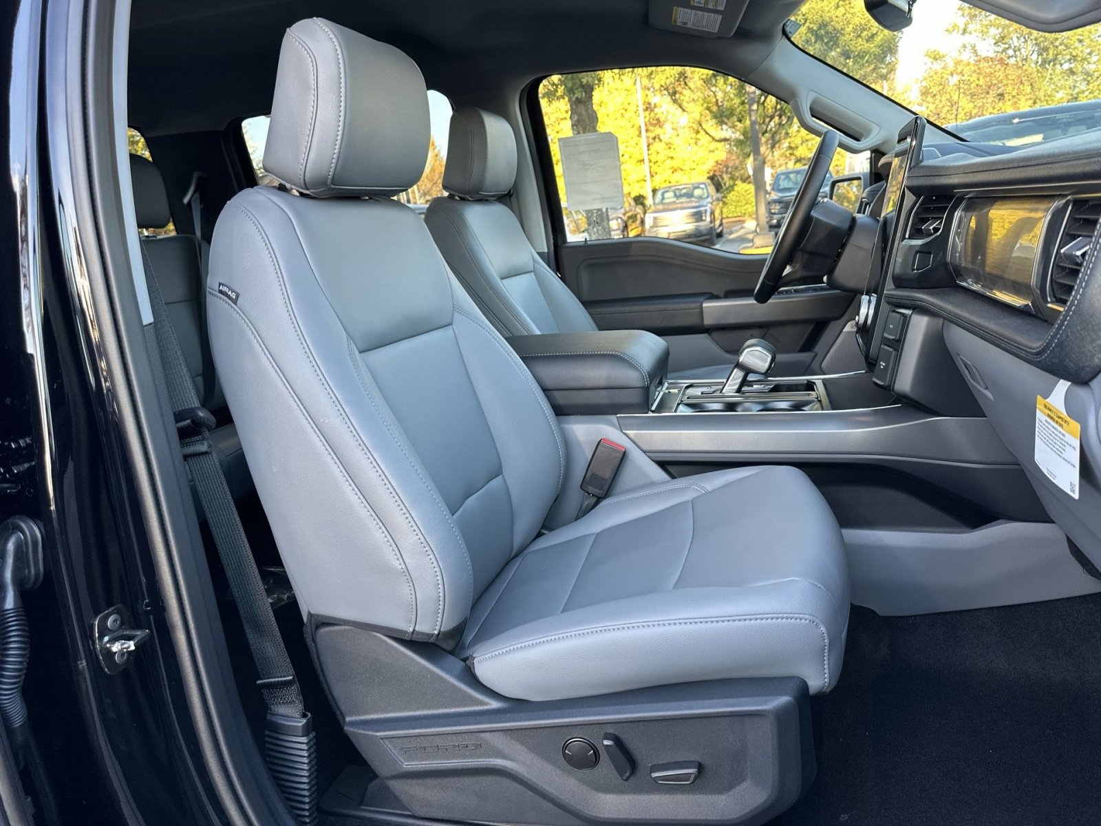 New 2025 Ford F150 Lightning Flash image 36